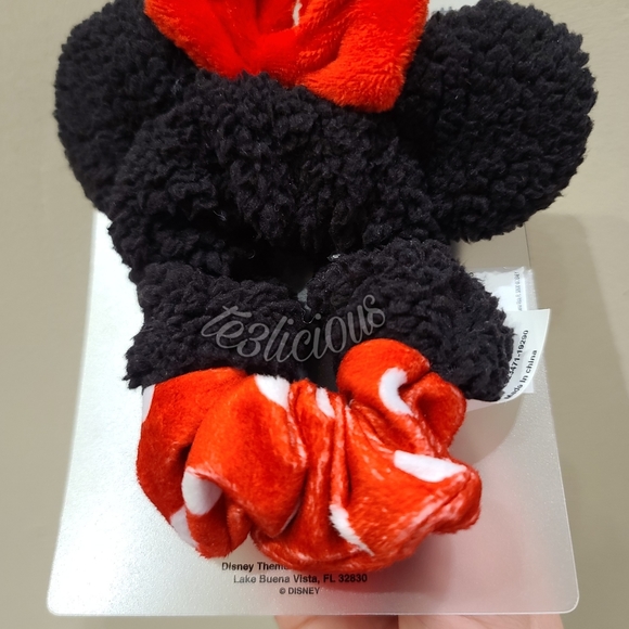 DISNEY PARKS MICKEY AND MINNIE HAIR SCRUNCHIES - Picture 4 of 6
